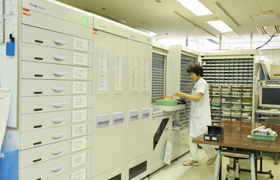 PTPシートを自動で取り出すシステム(ミレ)